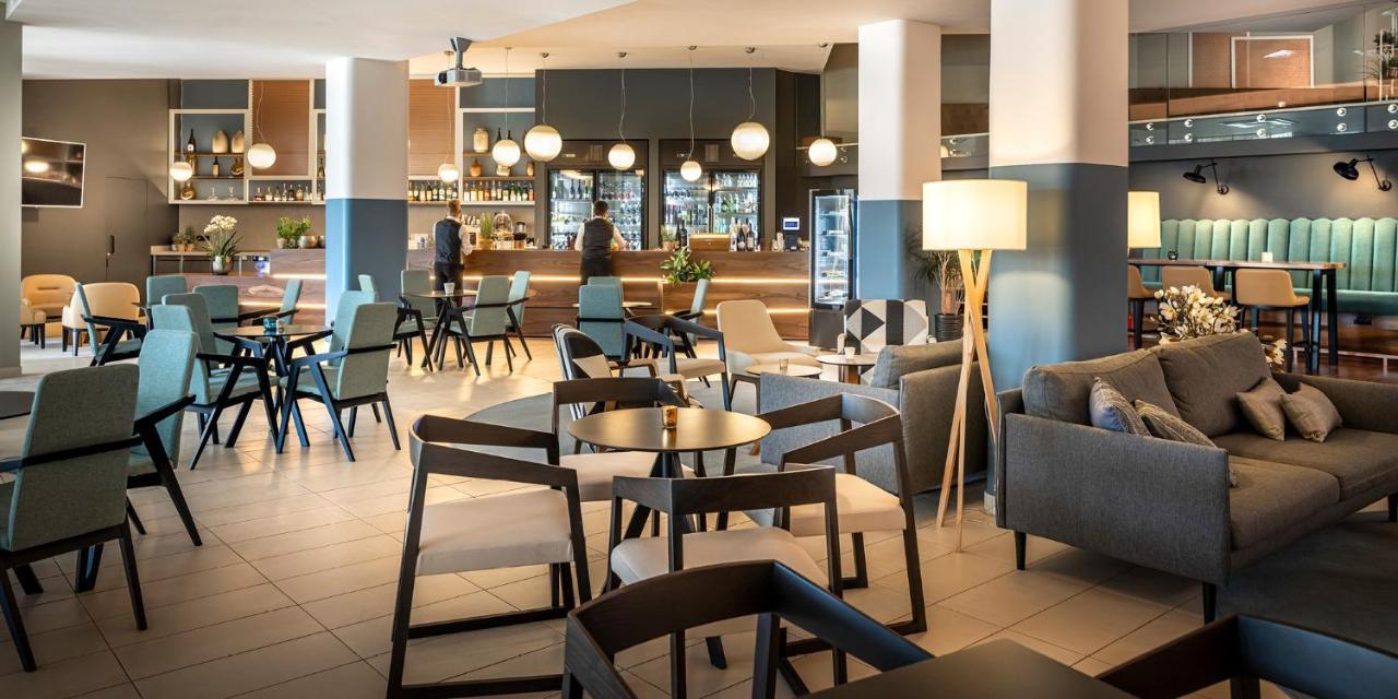 Aminess Vival Maestral Hotel 4*