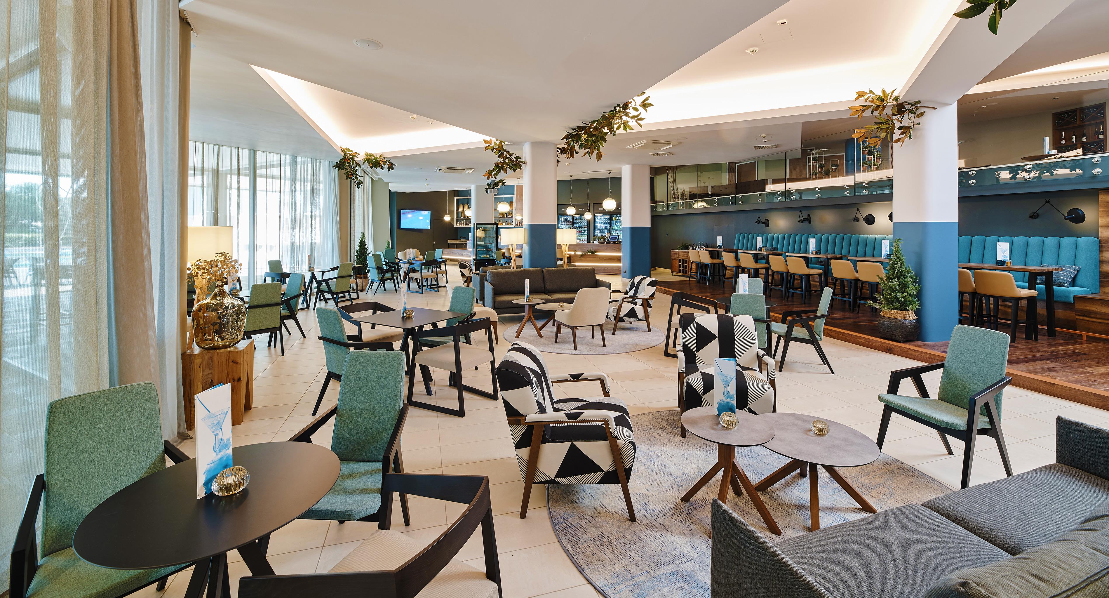 Hotel Aminess Vival Maestral 4*
