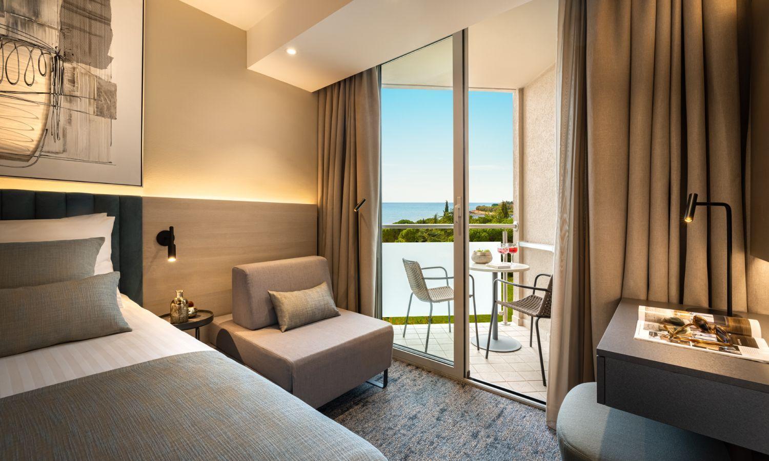 Aminess Vival Maestral Hotel 4*
